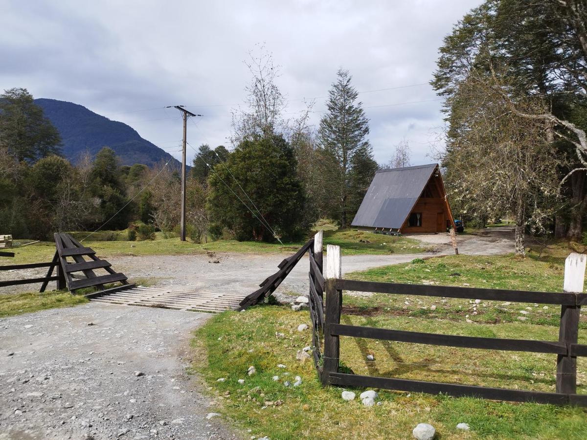 Cabañas Ecoturismo la Pancha Puerto Aysén Exterior foto